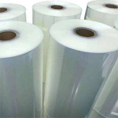30 microns de polyéthylène PE enveloppé en film rétrécissant en rouleau de couverture pour boissons alimentaires