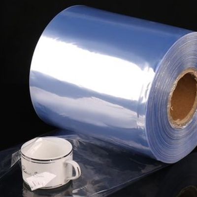 Ruloir de film d'emballage en PVC rétractable thermique transparent plié au centre