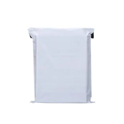 50 microns LDPE blanc Poly Mailer Enveloppes Sacs d'expédition pour les entreprises électroniques
