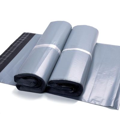 Sacs d'expédition en LDPE poly-mailer sur mesure d'épaisseur de 0,07 mm Enveloppes poly-mailer