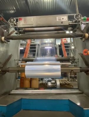 Film rétractable pour machine résistant à l'humidité pour une protection durable du produit